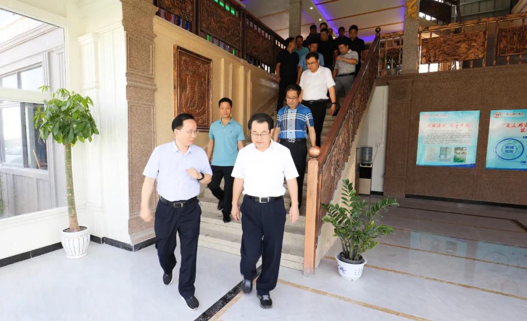 山東五蓮縣委書記馬維強一行蒞臨中部（麻城）石材產(chǎn)業(yè)園考察學(xué)習(xí)