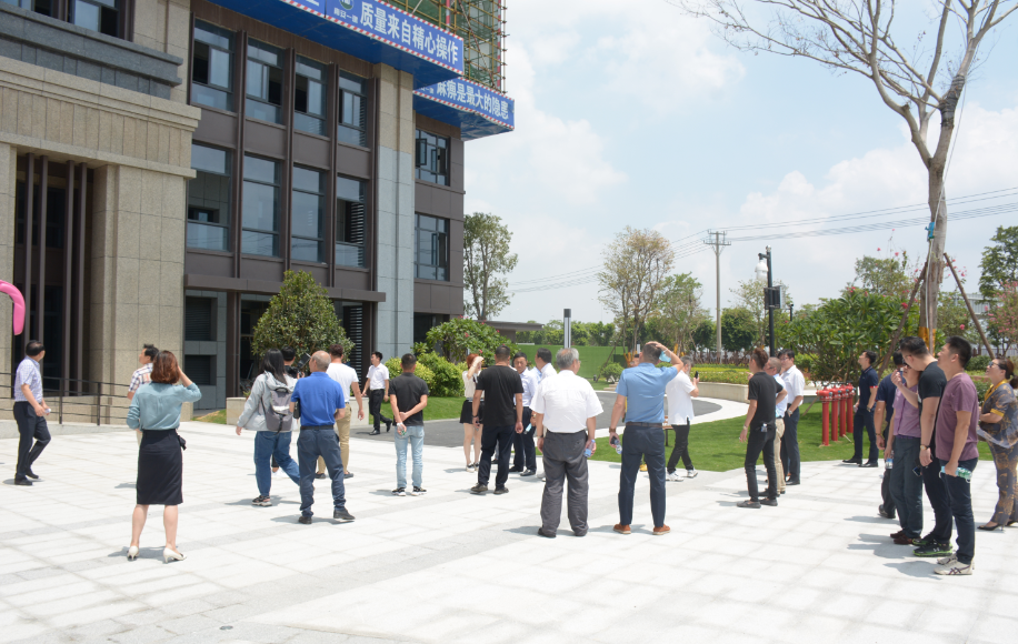 全國(guó)工商聯(lián)石材業(yè)商會(huì)四屆二次會(huì)長(zhǎng)（擴(kuò)大）會(huì)議在海西石材城成功召開