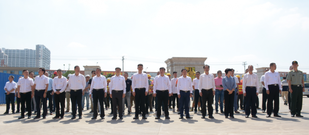 南安石材機械輔料展貿城項目舉行開工儀式