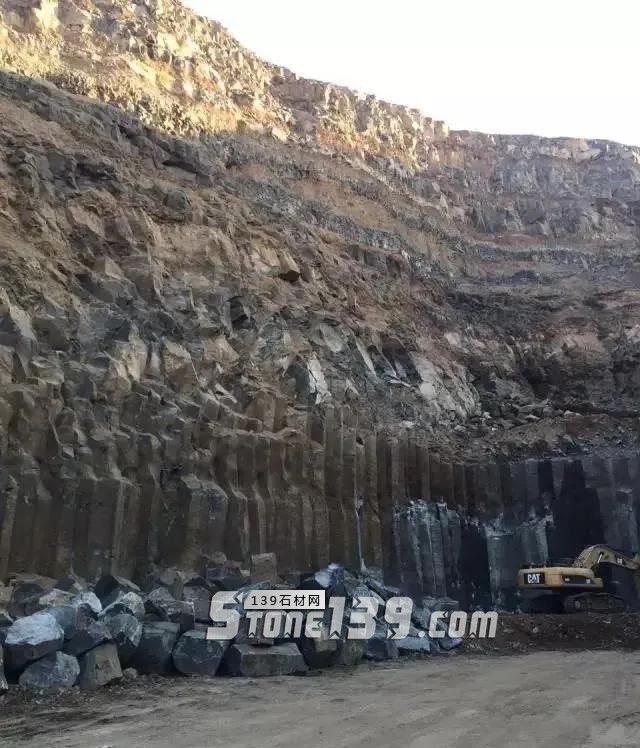 蒙古黑，曾經的繁華逐漸散去，但其卓越的品質，依舊是建筑工程中不可或缺的一環！