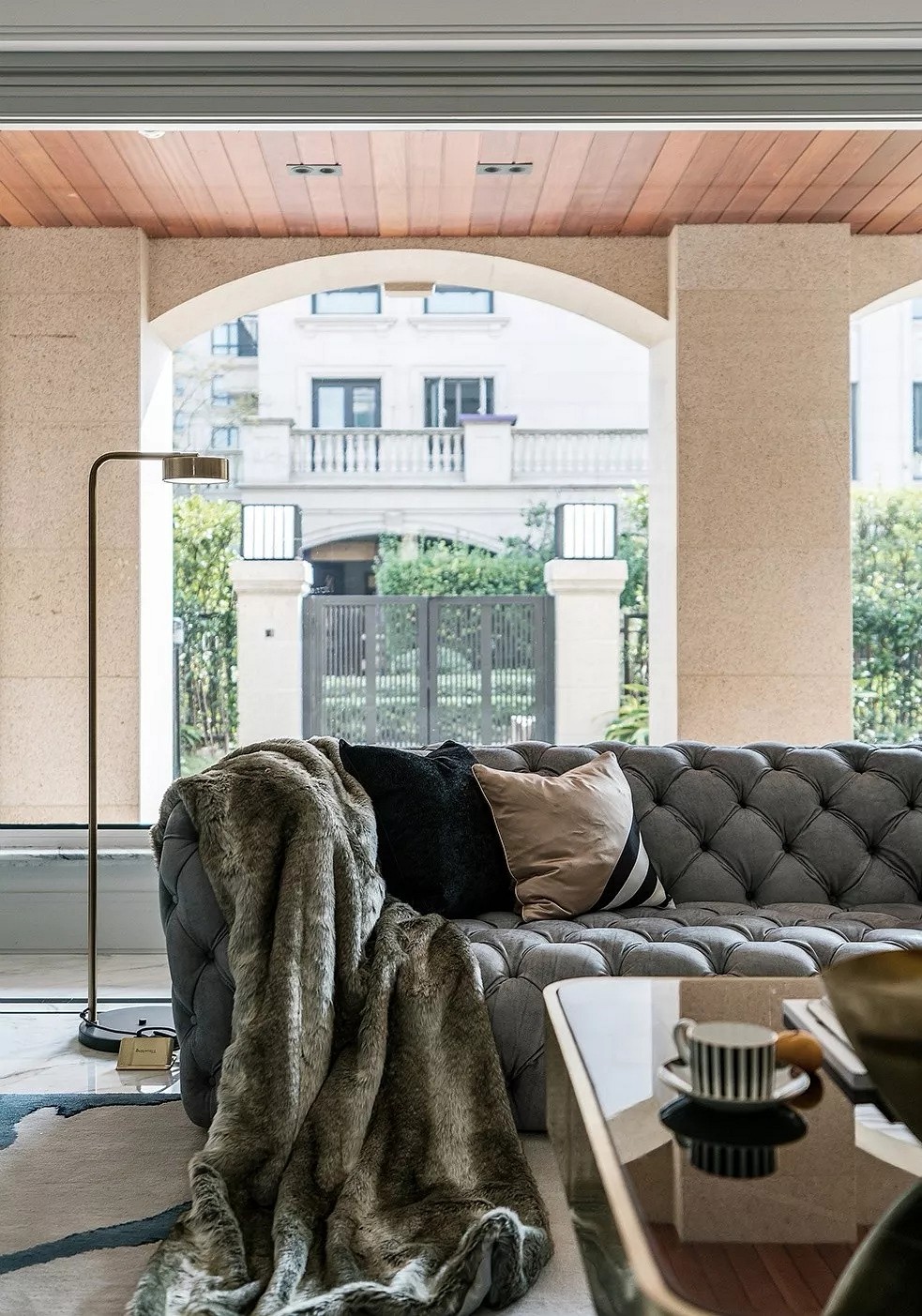 黑白大理石+金屬線,精致優雅的完美搭配