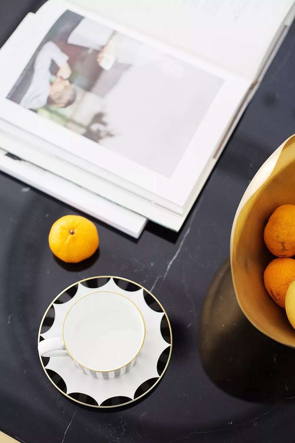 黑白大理石+金屬線,精致優雅的完美搭配