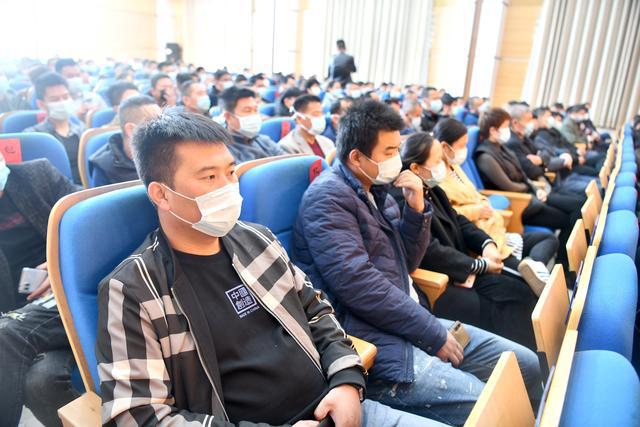 山東平邑縣召開(kāi)石材行業(yè)環(huán)保整治推進(jìn)會(huì),要求雷厲風(fēng)行抓環(huán)保 自我加壓求“新生”