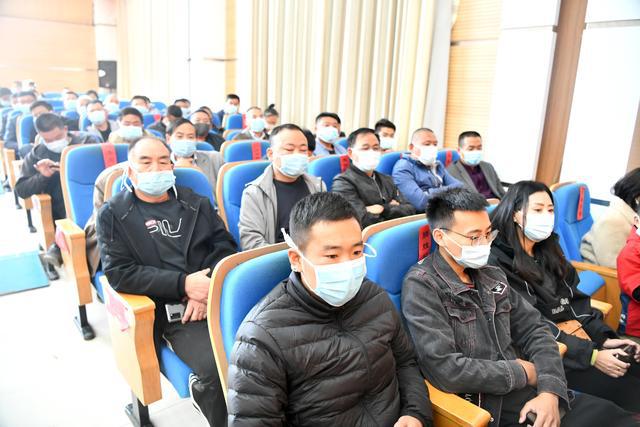 山東平邑縣召開(kāi)石材行業(yè)環(huán)保整治推進(jìn)會(huì),要求雷厲風(fēng)行抓環(huán)保 自我加壓求“新生”