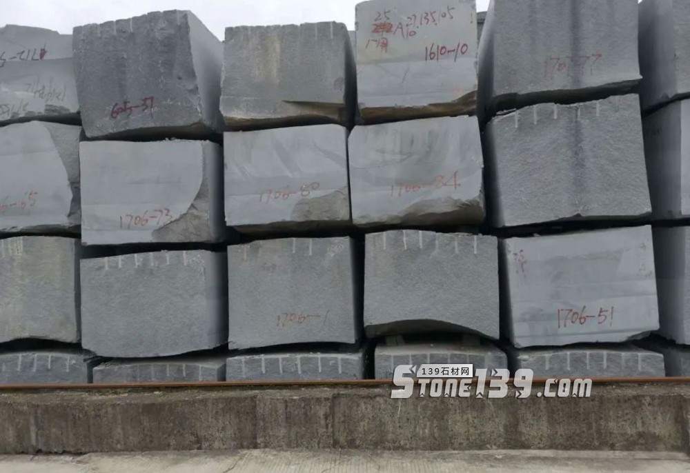 長泰芝麻黑G654礦區(qū)一手報價(最新)!庫存百萬立方以上!