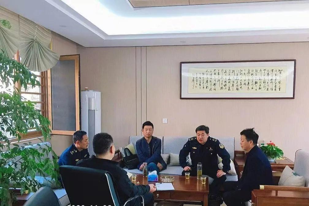 湖北麻城成立專班整治石材產(chǎn)業(yè)貨運車輛，6家企業(yè)被下達責令整改通知書