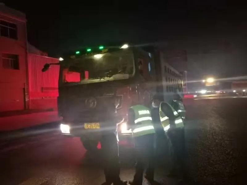 湖北麻城成立專班整治石材產(chǎn)業(yè)貨運車輛，6家企業(yè)被下達責令整改通知書