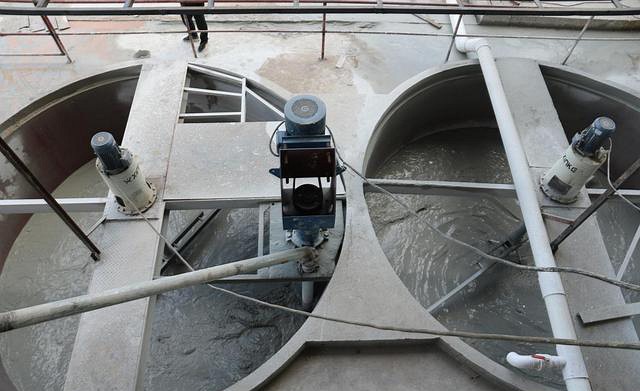 廣西楓葉紅岑溪:花崗巖礦區變綠水青山再成金