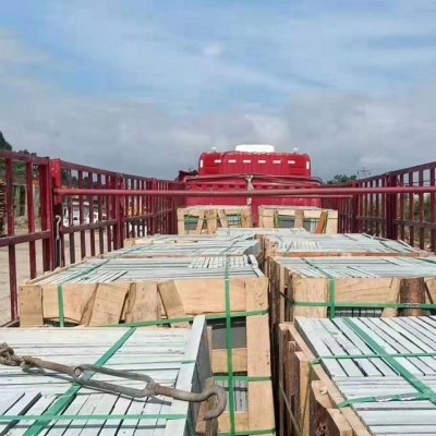 青石板裝車發貨