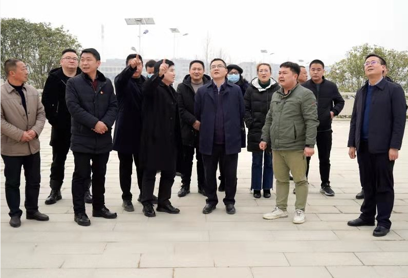 萬(wàn)源市委副書(shū)記徐綜帶領(lǐng)考察團(tuán)一行到隨縣考察學(xué)習(xí)石材產(chǎn)業(yè)規(guī)劃