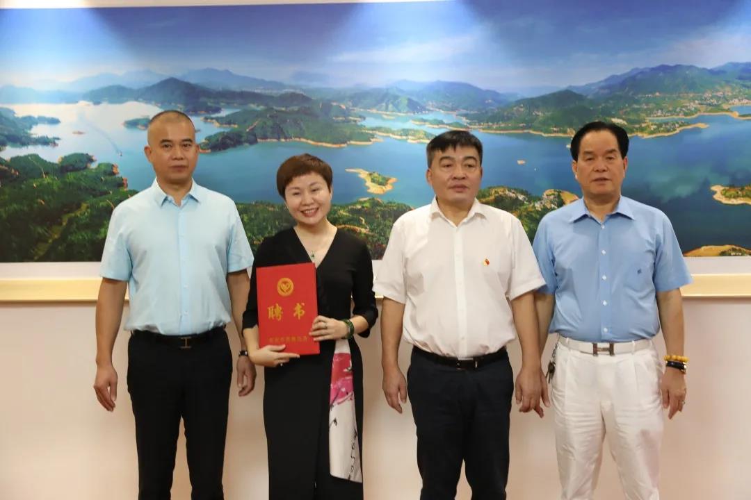 【石界大愛】近期,眾多石企認捐數千萬,用于開展扶貧濟困、文化教育等慈善公益活動