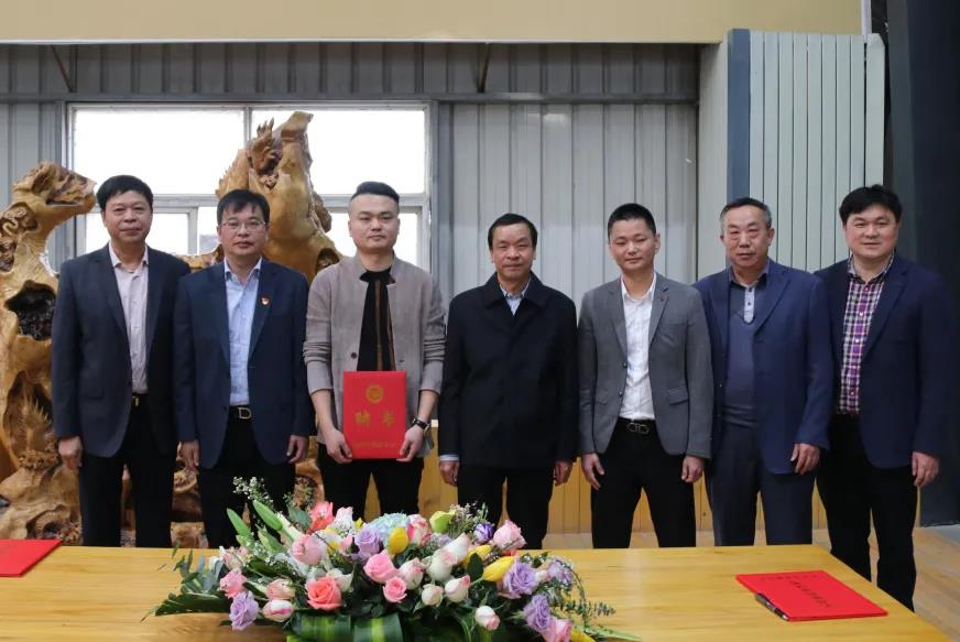 【石界大愛】近期,眾多石企認捐數千萬,用于開展扶貧濟困、文化教育等慈善公益活動