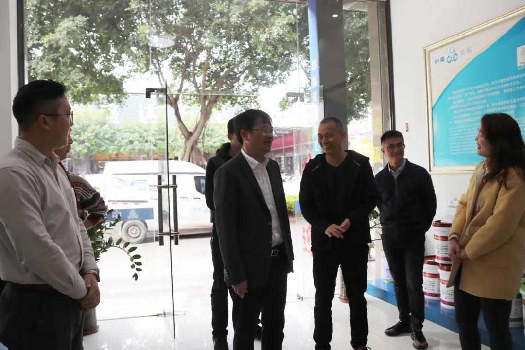 強(qiáng)信心、謀發(fā)展，水頭鎮(zhèn)持續(xù)開(kāi)展“進(jìn)千企、走千商、訪千才”活動(dòng)