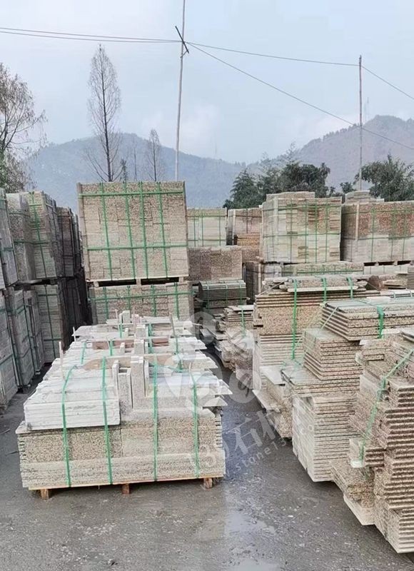 朝陽石材廠帶您區別江西德興黃色花崗巖卡麥黃的大黃、中黃、淺黃樣品