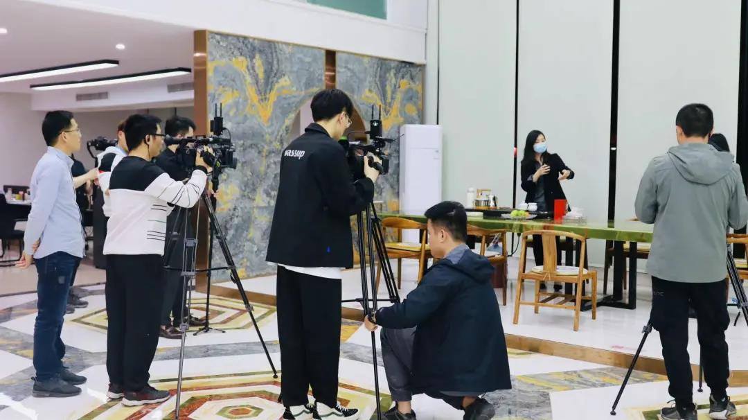 大開眼界！石尚路 我們帶你走進水頭鵬翔石材城宏星玉石館直播玉石古典美