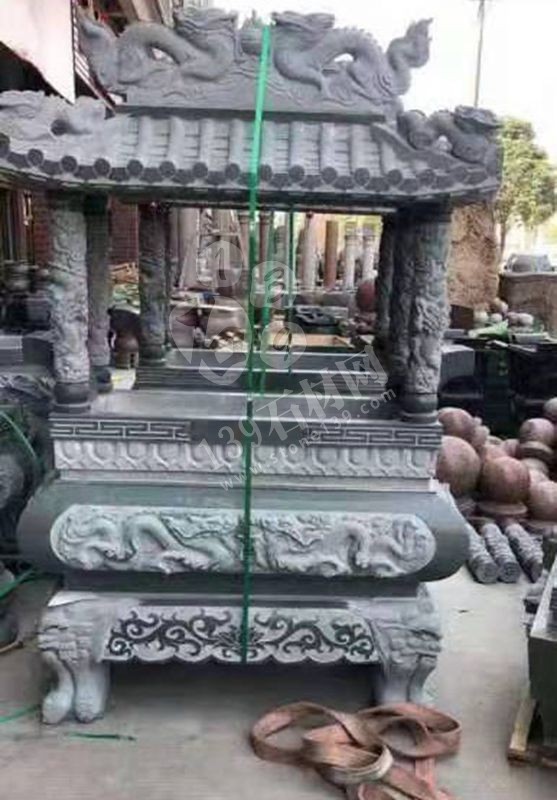 萬國石材帶您了解沒哭了的萬源青石雕刻產(chǎn)品