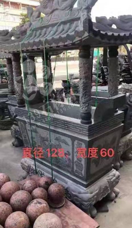 萬國石材帶您了解沒哭了的萬源青石雕刻產(chǎn)品