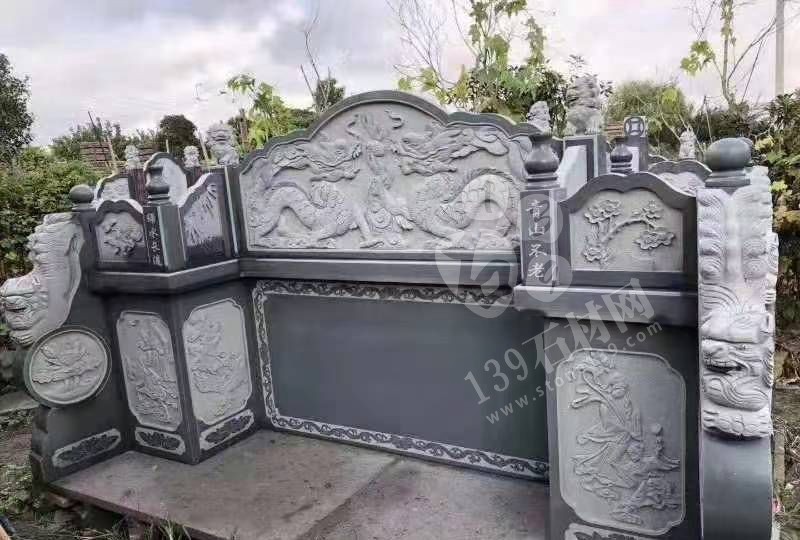 萬國石材帶您了解沒哭了的萬源青石雕刻產(chǎn)品