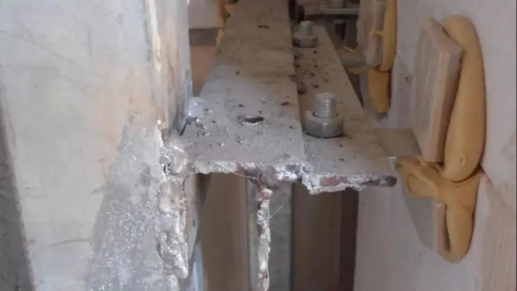 晏輝：用錯石材膠粘劑的后果有多嚴重？