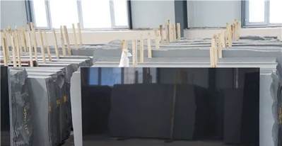 墓碑中的“愛馬仕”丨山西黑石材，十年漲10倍，比房價漲的還快