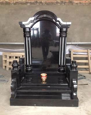 墓碑中的“愛馬仕”丨山西黑石材，十年漲10倍，比房價漲的還快