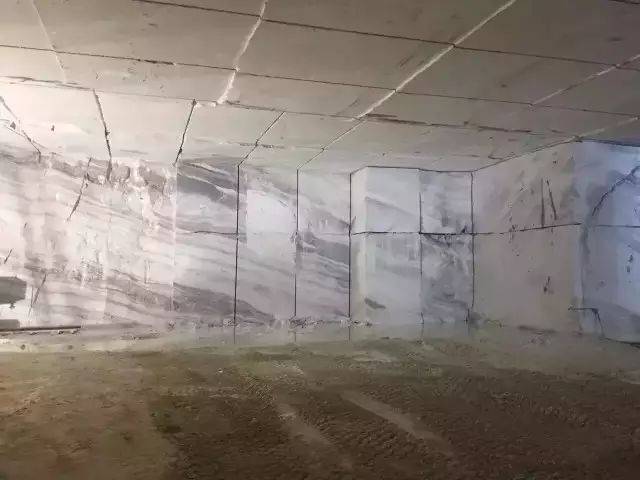 石材人的朋友圈是這樣發的，每一條都值10000個贊！