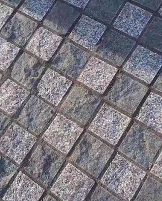 花崗巖地鋪:冰裂紋vs馬蹄石,哪種鋪裝效果好看?