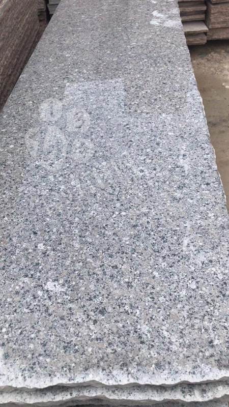 【恒泰吉石材】經(jīng)營泰寧珍珠蘭（福建藍(lán)寶石）、五彩紅、自有大型礦山