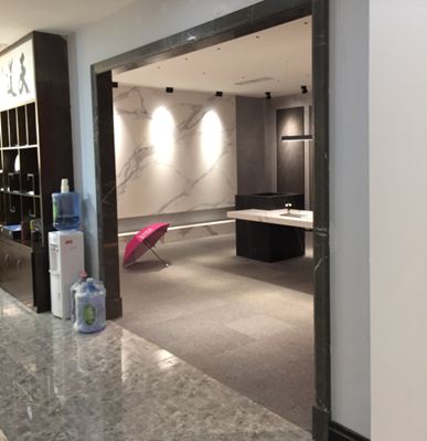 為什么建議門套位置做石材腳墩？