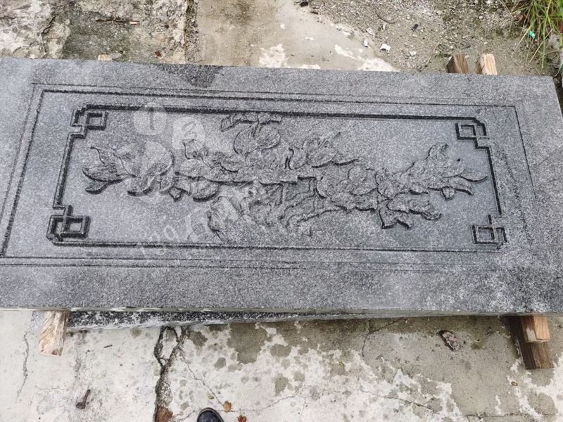 鐘山瑞全石材工藝廠主營鐘山青、路沿石、馬蹄石、欄桿欄板、石球異形、以及石桌等石材家具