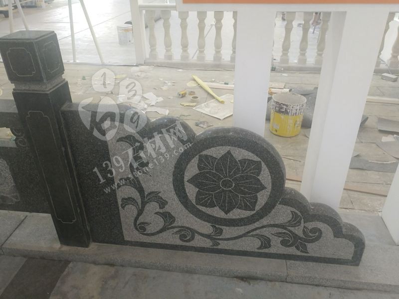 鐘山瑞全石材工藝廠主營鐘山青、路沿石、馬蹄石、欄桿欄板、石球異形、以及石桌等石材家具