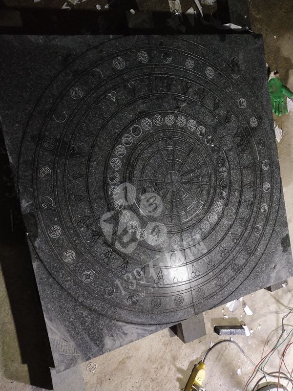 鐘山瑞全石材工藝廠主營鐘山青、路沿石、馬蹄石、欄桿欄板、石球異形、以及石桌等石材家具