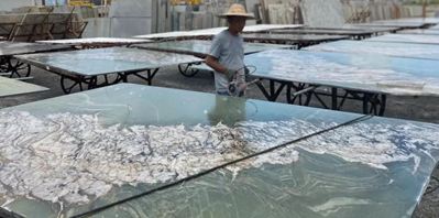 福建水頭奢石加工火爆，年底或增加至30臺設備