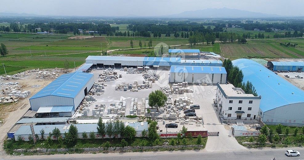 【南陽金泰石業】主營河南黃金麻、河南黃銹石方城芝麻白花崗巖園林工程配套用石