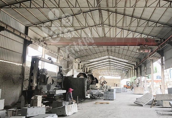 【南陽金泰石業】主營河南黃金麻、河南黃銹石方城芝麻白花崗巖園林工程配套用石