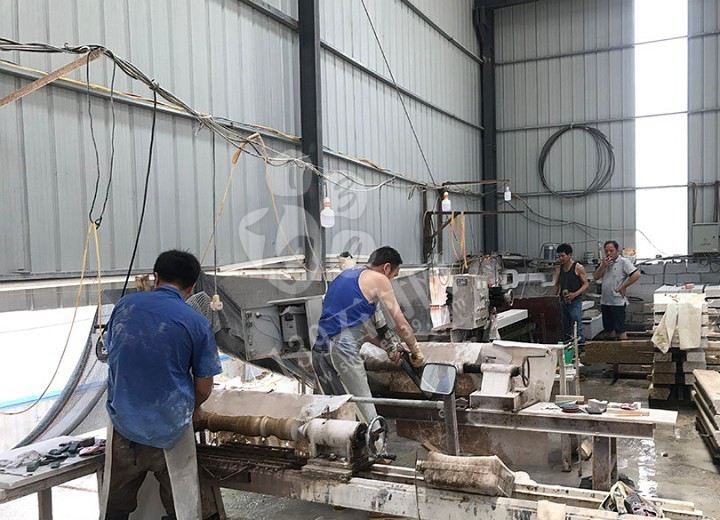 【南陽金泰石業】主營河南黃金麻、河南黃銹石方城芝麻白花崗巖園林工程配套用石