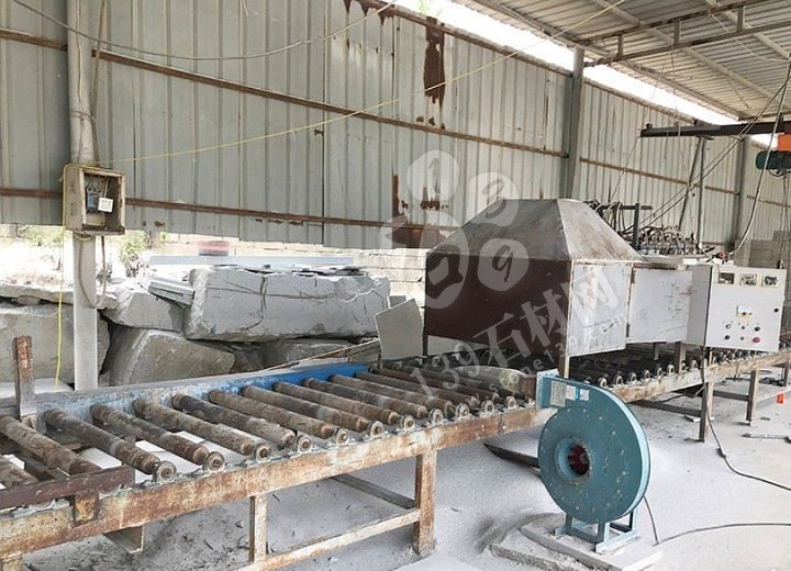 【南陽金泰石業】主營河南黃金麻、河南黃銹石方城芝麻白花崗巖園林工程配套用石