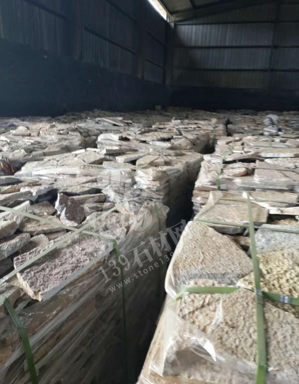 【南陽金泰石業】主營河南黃金麻、河南黃銹石方城芝麻白花崗巖園林工程配套用石