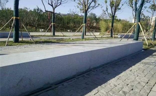 【南陽金泰石業】主營河南黃金麻、河南黃銹石方城芝麻白花崗巖園林工程配套用石