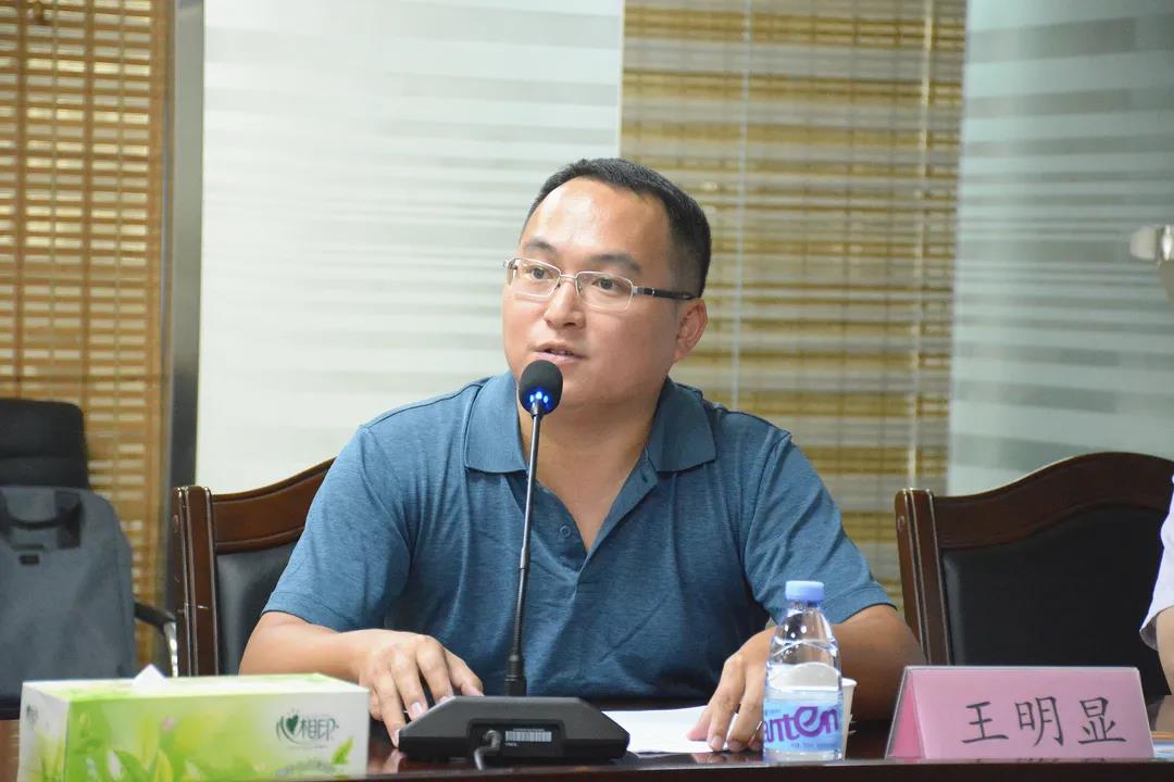 新疆奇臺縣委副書記、縣長劉強一行到訪南安市石材協會