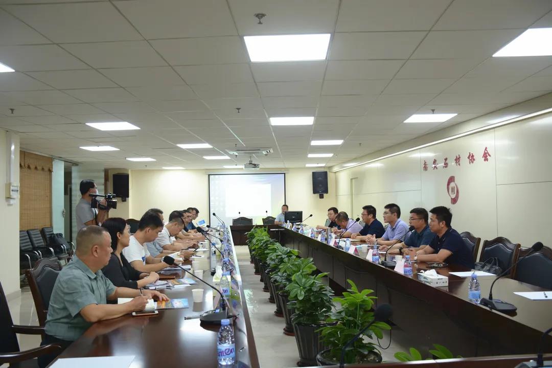 新疆奇臺縣委副書記、縣長劉強一行到訪南安市石材協會