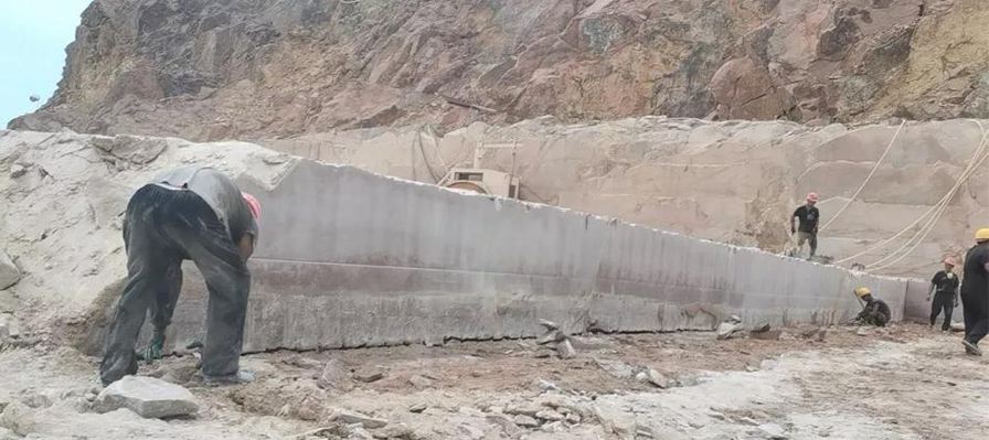 江西省撫州市黎川縣洵口鎮花崗巖新石島紅石材