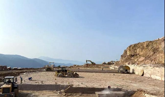 江西省撫州市黎川縣洵口鎮花崗巖新石島紅石材