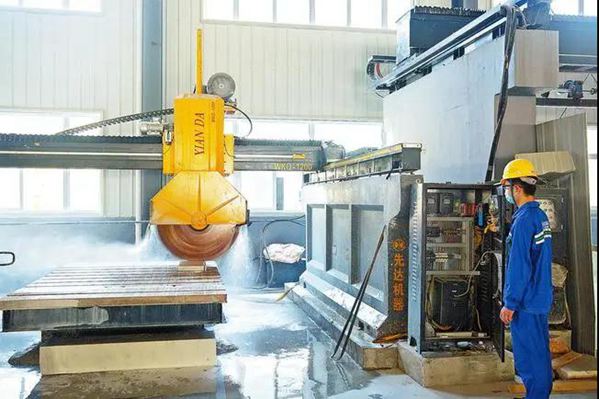 陜西鎮(zhèn)安推動(dòng)石材產(chǎn)業(yè)高質(zhì)量發(fā)展,打造漢白玉產(chǎn)業(yè)園!