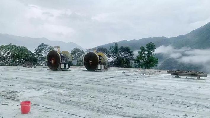 廣西青石桂林龍勝縣輝綠巖石材礦山及超大荒料欣賞！