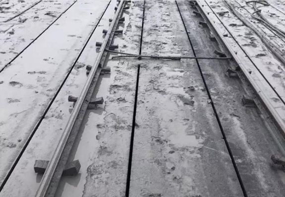 四川萬(wàn)源青石礦山開(kāi)采現(xiàn)場(chǎng)實(shí)拍圖