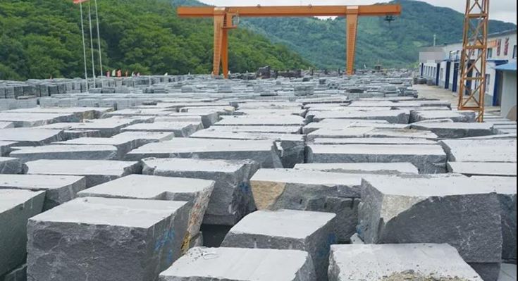 吉林省磐石市花崗巖產區吉祥黑、吉祥紅石材及礦山鑒賞！