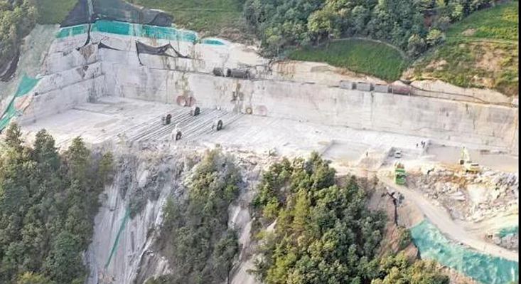 湖南省郴州市花崗巖產區臨武縣世貿白金(鉑金灰)，世紀金麻礦山及石材欣賞