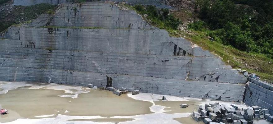 河南南陽新芝麻黑內鄉654花崗巖