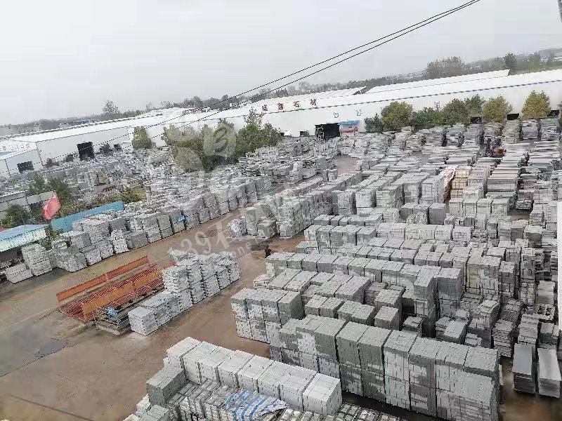 【麻城盛鑫石材】主營湖北芝麻白603、芙蓉白602、外墻干掛、地鋪、路沿石等異形板材